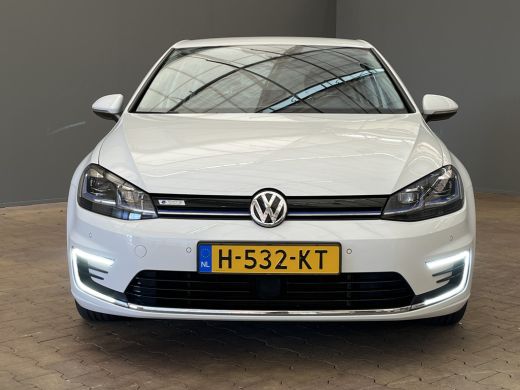 Volkswagen e-Golf Volkswagen E-DITION | Airco (automatisch) | Boordcomputer | LED dagrijverlichting ActivLease financial lease