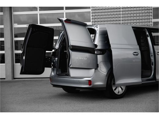 Volkswagen ID. Buzz | 2024 | Dubbele Schuifdeur | Achterdeuren | IQ Light | Trekhaak | Bijrijdersbank ActivLease financial lease