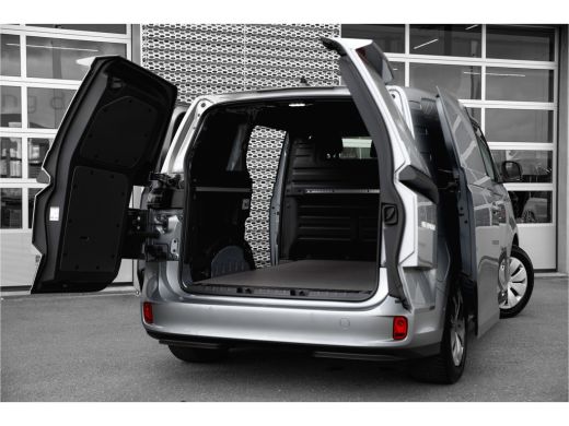 Volkswagen ID. Buzz | 2024 | Dubbele Schuifdeur | Achterdeuren | IQ Light | Trekhaak | Bijrijdersbank ActivLease financial lease