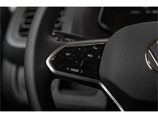 Volkswagen ID. Buzz | 2024 | Dubbele Schuifdeur | Achterdeuren | IQ Light | Trekhaak | Bijrijdersbank ActivLease financial lease