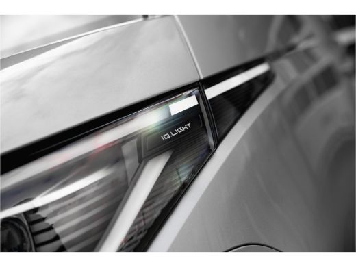 Volkswagen ID. Buzz | 2024 | Dubbele Schuifdeur | Achterdeuren | IQ Light | Trekhaak | Bijrijdersbank ActivLease financial lease