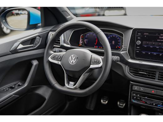 Volkswagen T-Cross Volkswagen R-Line Inclusief € 2000,- inruilvoordeel | 'App-Connect' draadloze smartphone integrat... ActivLease financial lease