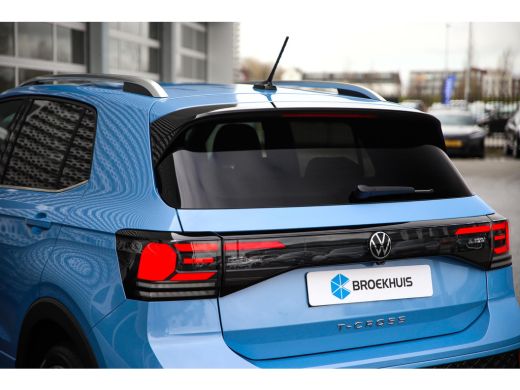 Volkswagen T-Cross Volkswagen R-Line Inclusief € 2000,- inruilvoordeel | 'App-Connect' draadloze smartphone integrat... ActivLease financial lease