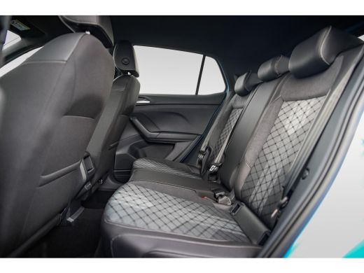 Volkswagen T-Cross Volkswagen R-Line Inclusief € 2000,- inruilvoordeel | 'App-Connect' draadloze smartphone integrat... ActivLease financial lease