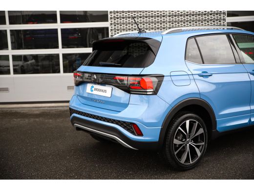 Volkswagen T-Cross Volkswagen R-Line Inclusief € 2000,- inruilvoordeel | 'App-Connect' draadloze smartphone integrat... ActivLease financial lease