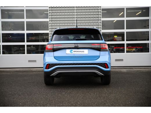Volkswagen T-Cross Volkswagen R-Line Inclusief € 2000,- inruilvoordeel | 'App-Connect' draadloze smartphone integrat... ActivLease financial lease