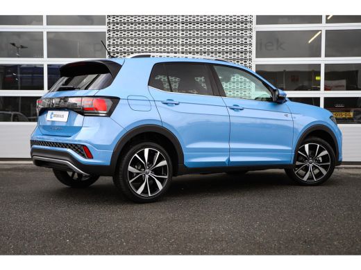 Volkswagen T-Cross Volkswagen R-Line Inclusief € 2000,- inruilvoordeel | 'App-Connect' draadloze smartphone integrat... ActivLease financial lease