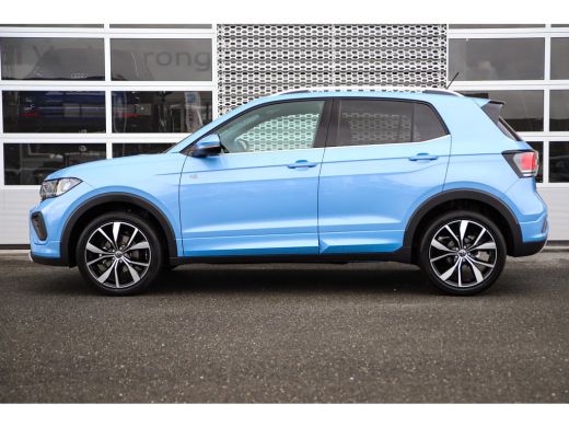 Volkswagen T-Cross Volkswagen R-Line Inclusief € 2000,- inruilvoordeel | 'App-Connect' draadloze smartphone integrat... ActivLease financial lease