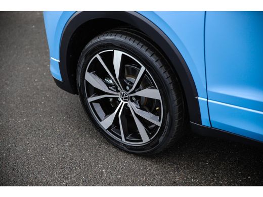 Volkswagen T-Cross Volkswagen R-Line Inclusief € 2000,- inruilvoordeel | 'App-Connect' draadloze smartphone integrat... ActivLease financial lease
