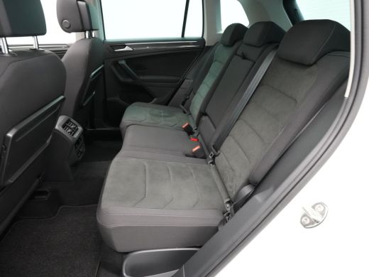 Volkswagen Tiguan 1.5 TSI 130pk Comfortline Navigatie Panoramadak Stoelverwarming Acc 340 ActivLease financial lease