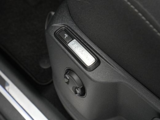 Volkswagen Tiguan 1.5 TSI 130pk Comfortline Navigatie Panoramadak Stoelverwarming Acc 340 ActivLease financial lease