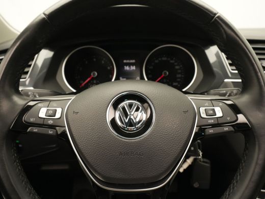 Volkswagen Tiguan 1.5 TSI 130pk Comfortline Navigatie Panoramadak Stoelverwarming Acc 340 ActivLease financial lease