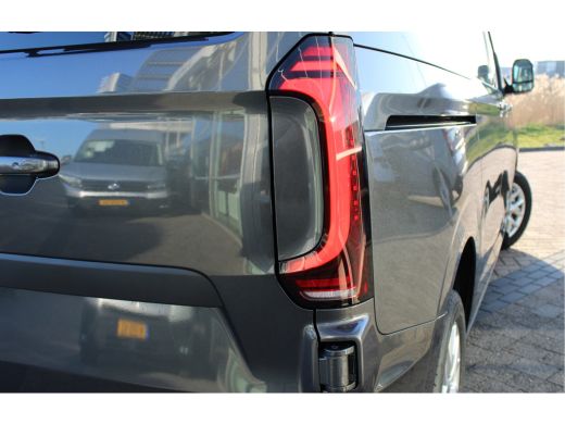 Volkswagen Transporter BPM VRIJ | Bulli | 2.0 TDI 170PK | L1 | Navi | Cruise Control | Achteruitrijcamera | Soft Close ActivLease financial lease