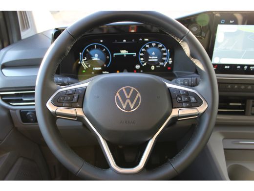 Volkswagen Transporter BPM VRIJ | Bulli | 2.0 TDI 170PK | L1 | Navi | Cruise Control | Achteruitrijcamera | Soft Close ActivLease financial lease