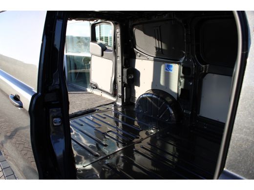 Volkswagen Transporter BPM VRIJ | Bulli | 2.0 TDI 170PK | L1 | Navi | Cruise Control | Achteruitrijcamera | Soft Close ActivLease financial lease