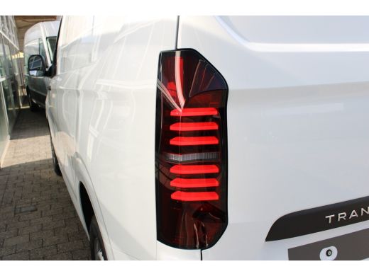 Volkswagen Transporter BPM VRIJ | 2.0 TDI 112PK | Life | L1 | Cruise Control | Apple Carplay | PDC | Achteruitrijamera ActivLease financial lease