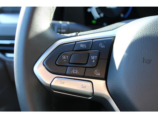 Volkswagen Transporter BPM VRIJ | 2.0 TDI 112PK | Life | L1 | Cruise Control | Apple Carplay | PDC | Achteruitrijamera ActivLease financial lease