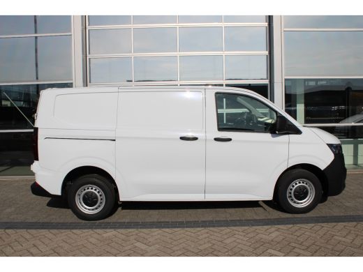 Volkswagen Transporter BPM VRIJ | 2.0 TDI 112PK | Life | L1 | Cruise Control | Apple Carplay | PDC | Achteruitrijamera ActivLease financial lease