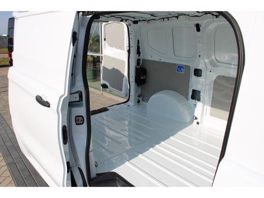 Volkswagen Transporter BPM VRIJ | 2.0 TDI 112PK | Life | L1 | Cruise Control | Apple Carplay | PDC | Achteruitrijamera ActivLease financial lease