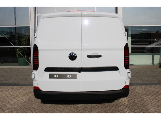 Volkswagen Transporter BPM VRIJ | 2.0 TDI 112PK | Life | L1 | Cruise Control | Apple Carplay | PDC | Achteruitrijamera ActivLease financial lease