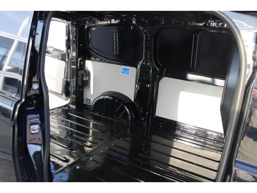Volkswagen Transporter BPM VRIJ | Style | 2.0 TDI 150PK | L1 | Automaat | Apple Carplay | Full Led | PDC | Navi ActivLease financial lease