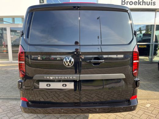 Volkswagen Transporter BPM VRIJ | Style | 2.0 TDI 150PK | L1 | Automaat | Apple Carplay | Full Led | PDC | Navi ActivLease financial lease