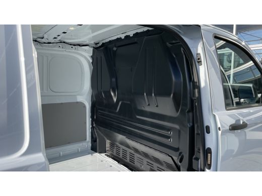 Volkswagen Transporter BPM VRIJ | L2 | 2.0 TDI 112PK | Life | Airco | Trekhaak | Camera | App Connect | Keyless start | ... ActivLease financial lease