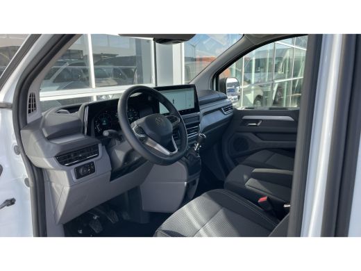 Volkswagen Transporter BPM VRIJ | L2 | 2.0 TDI 112PK | Life | Airco | Trekhaak | Camera | App Connect | Keyless start | ... ActivLease financial lease