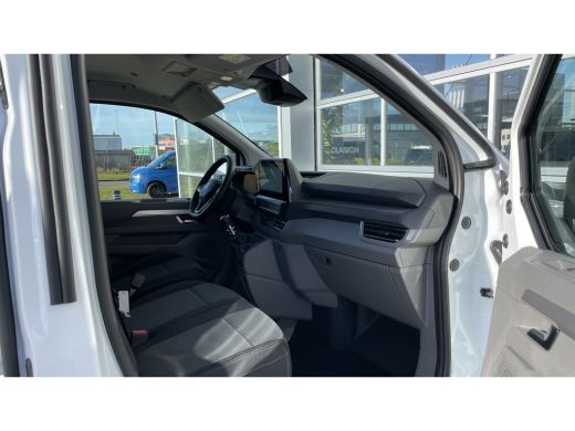 Volkswagen Transporter BPM VRIJ | L2 | 2.0 TDI 112PK | Life | Airco | Trekhaak | Camera | App Connect | Keyless start | ... ActivLease financial lease