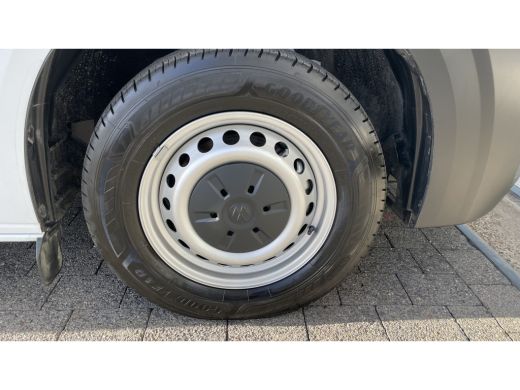 Volkswagen Transporter BPM VRIJ | L2 | 2.0 TDI 112PK | Life | Airco | Trekhaak | Camera | App Connect | Keyless start | ... ActivLease financial lease