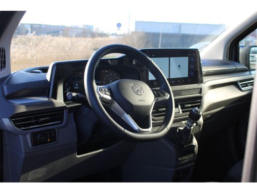 Volkswagen Transporter BPM VRIJ | L2 | 2.0 TDI 112PK | Life | Airco | Trekhaak | Camera | App Connect | Keyless start | ... ActivLease financial lease