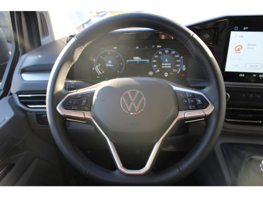 Volkswagen Transporter BPM VRIJ | L2 | 2.0 TDI 112PK | Life | Airco | Trekhaak | Camera | App Connect | Keyless start | ... ActivLease financial lease