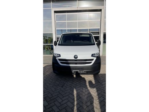 Volkswagen Transporter BPM VRIJ | L2 | 2.0 TDI 112PK | Life | Airco | Trekhaak | Camera | App Connect | Keyless start | ... ActivLease financial lease