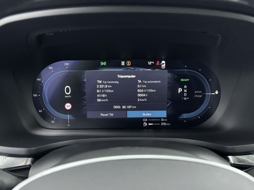 Volvo  V60 Volvo T6 Plug-in hybrid 350PK AWD Plus Dark | Blis | Keyless Entry | 19'' | Getint Glas | Stoel +... ActivLease financial lease