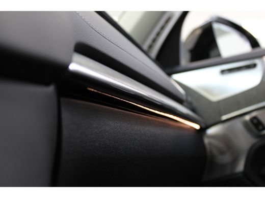 Volvo  XC90 Volvo T8 455PK Ultra Dark | Full Options! | Massage | Luchtvering | B&W Audio | Trekhaak | Gelam ... ActivLease financial lease