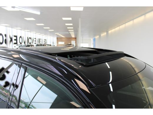 Volvo  XC90 Volvo T8 455PK Ultra Dark | Full Options! | Massage | Luchtvering | B&W Audio | Trekhaak | Gelam ... ActivLease financial lease
