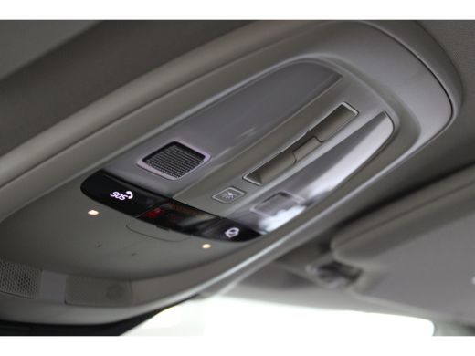 Volvo  XC90 Volvo T8 455PK Ultra Dark | Full Options! | Massage | Luchtvering | B&W Audio | Trekhaak | Gelam ... ActivLease financial lease