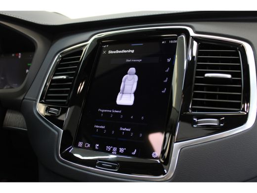 Volvo  XC90 Volvo T8 455PK Ultra Dark | Full Options! | Massage | Luchtvering | B&W Audio | Trekhaak | Gelam ... ActivLease financial lease