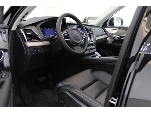 Volvo  XC90 Volvo T8 455PK Ultra Dark | Full Options! | Massage | Luchtvering | B&W Audio | Trekhaak | Gelam ... ActivLease financial lease