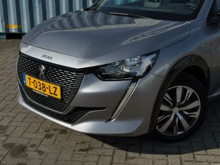 Peugeot e-208 EV Active | 11 kW lader | Airco (automatisch) | Apple Carplay/Android Auto|telefoonintegratie pre...