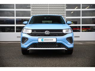 Volkswagen T-Cross Volkswagen R-Line Inclusief € 2000,- inruilvoordeel | 'App-Connect' draadloze smartphone integrat...