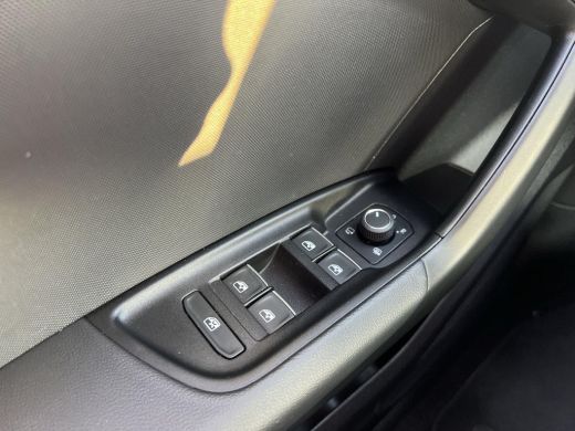 Audi A1 Sportback Sportback 30 TFSI Business edition S line | 115Pk | Automaat | PDC | Cruise control | Navi | ActivLease financial lease