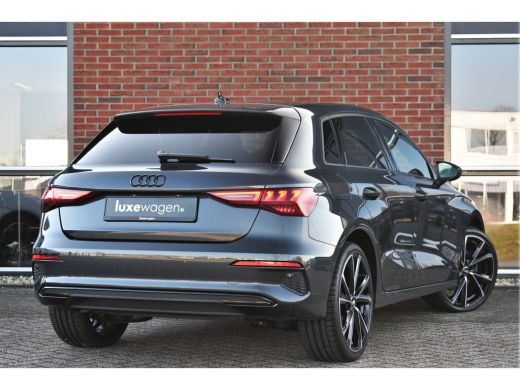 Audi A3 Sportback 40 TFSI e S-zetels ACC Head-up 19inch El-klep ActivLease financial lease