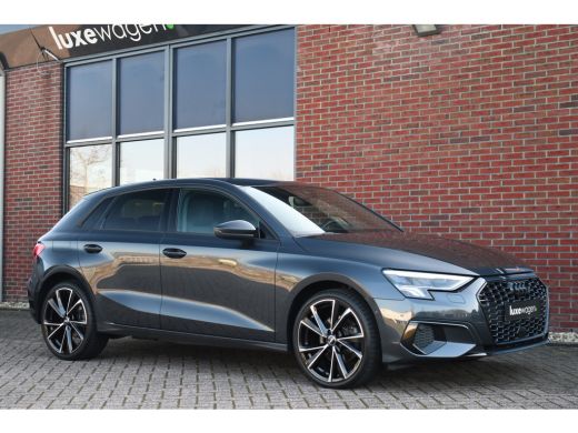 Audi A3 Sportback 40 TFSI e S-zetels ACC Head-up 19inch El-klep ActivLease financial lease