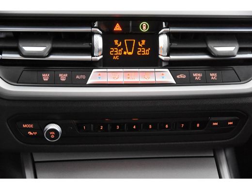 BMW 3-serie 330e Edition Plus *1ste Eigenaar*Navigatie*Leer* ActivLease financial lease