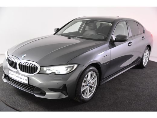 BMW 3-serie 330e Edition Plus *1ste Eigenaar*Navigatie*Leer* ActivLease financial lease