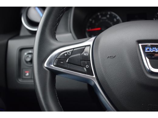 Dacia Duster 1.0 TCe Bi-Fuel Serie Limitee 15th Anniversary | Camera | Navi | Climate | Sportstoelen ActivLease financial lease