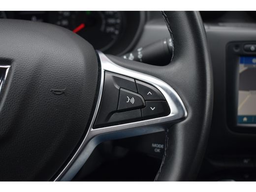 Dacia Duster 1.0 TCe Bi-Fuel Serie Limitee 15th Anniversary | Camera | Navi | Climate | Sportstoelen ActivLease financial lease