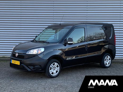 Fiat Dobló Cargo 1.3 MJ L1H1 Actual Airco Trekhaak Bluetooth 12V Betonplex USB Zwart AUX ASR Fiat Dobló Cargo 1.3 MJ L1H1 Actual Airco Trekhaak Bluetooth 12V Betonplex USB Zwart AUX ASR