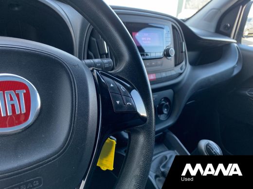 Fiat Dobló Cargo 1.3 MJ L1H1 Actual Airco Trekhaak Bluetooth 12V Betonplex USB Zwart AUX ASR ActivLease financial lease